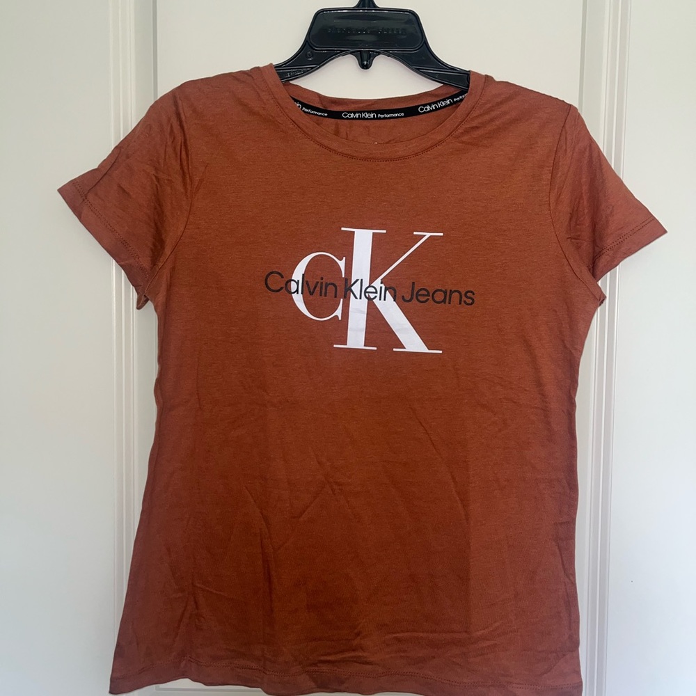 Calvin Klein Women’s Tops Size S